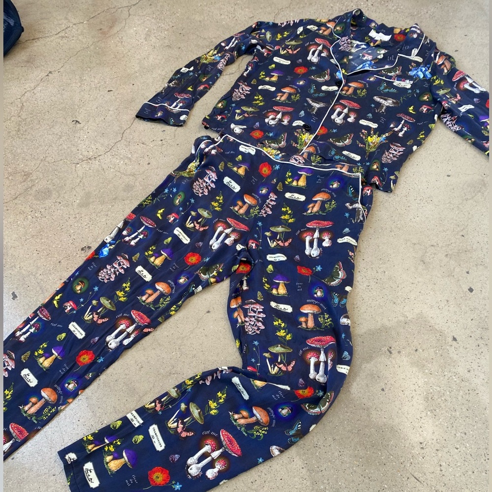 Silk,  fleur du mal pajama set